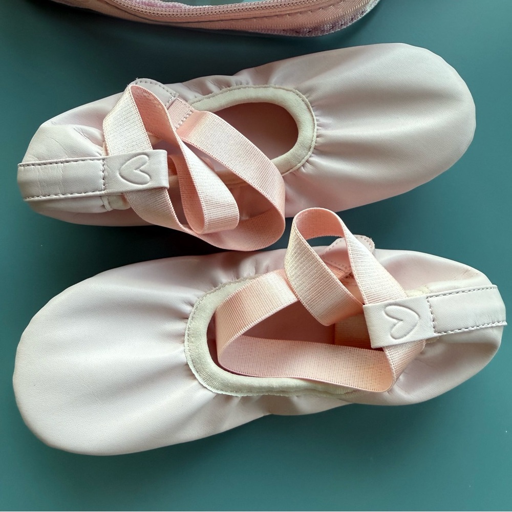 NWT, Slipps Girls Pink Ballet Shoes with Adjustable Strap, size 12 - Picture 3 of 11